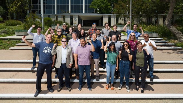 NASA’s New Experimental Antenna Tracks Deep Space Laser | NASA Jet ...