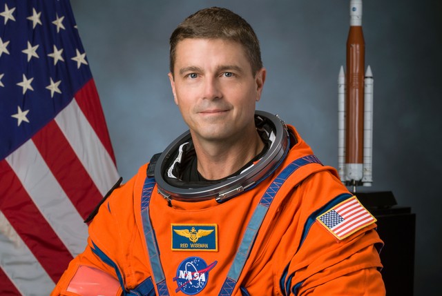 Official Astronaut Portrait of Reid Wiseman in MACES Suit.