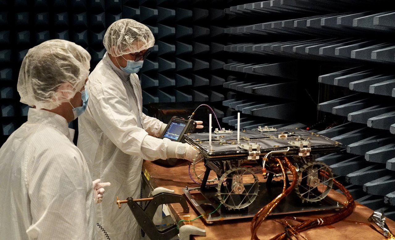 NASA’s Network of Small Moon-Bound Rovers Is Ready to Roll | NASA Jet ...