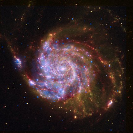 Spitzer Space Telescope's View of Galaxy Messier 101 | NASA